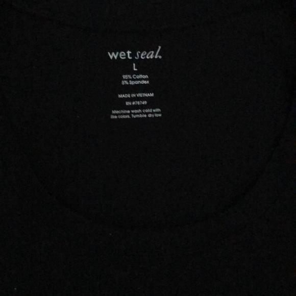 black tee - Picture 2 of 2